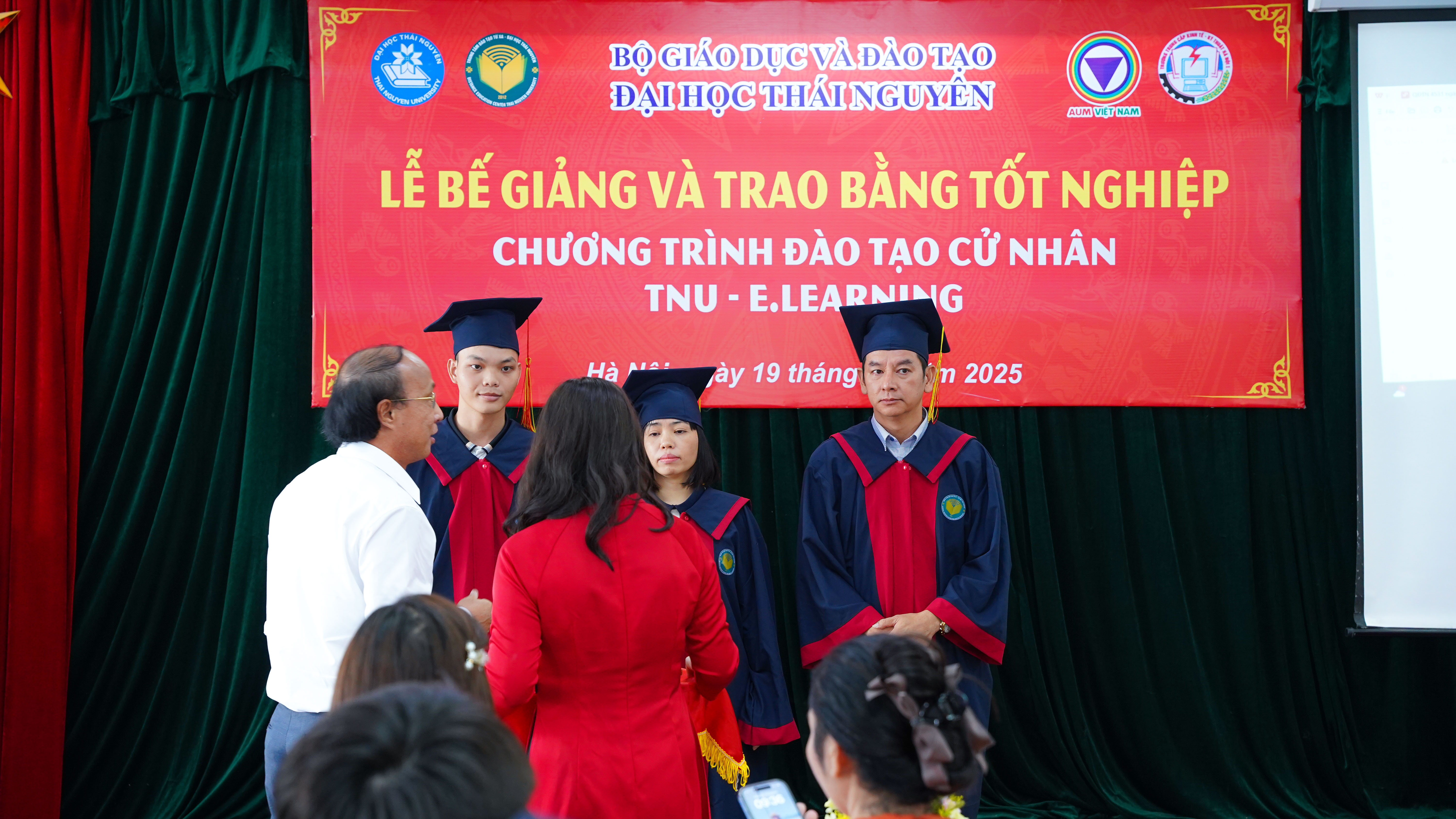 photos/E.LEARNING 19.10.25/A7_01591.jpg